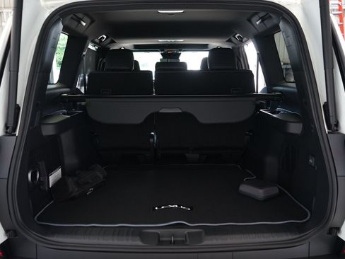 Used 2026 Lexus GX 550 w/ Accessory Package (CT) AWD/4WD image 29