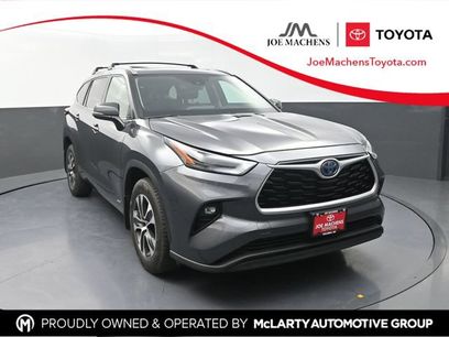 Used 2022 Toyota Highlander XLE