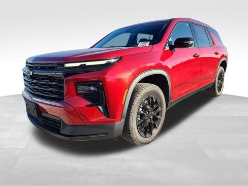 New 2026 Chevrolet Traverse LT w/ Midnight/Sport Edition image 3