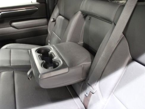 Used 2024 Chevrolet Silverado 2500 LTZ w/ LTZ Convenience Package AWD/4WD image 26