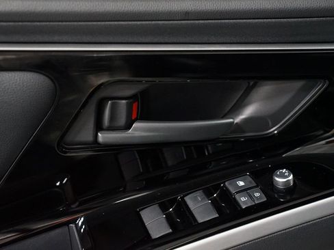Certified 2024 Toyota bZ4X FWD image 30