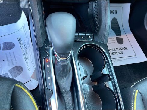 Used 2024 Chevrolet TrailBlazer ACTIV w/ Convenience Package image 16