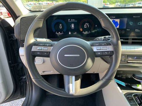 Certified 2025 Hyundai Kona SEL AWD/4WD image 20