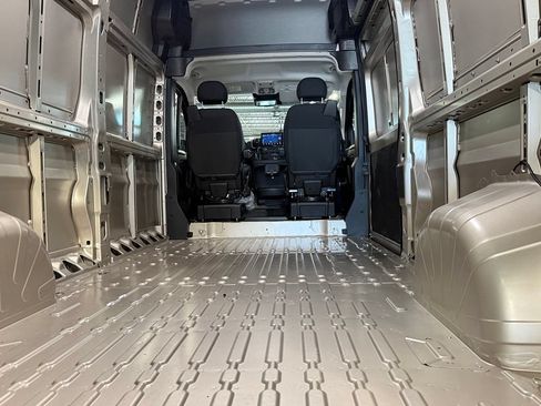 Used 2026 RAM ProMaster 3500 w/ Quick Order Package 22G SLT FWD image 25