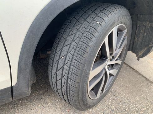 Used 2016 Honda Pilot Touring image 18