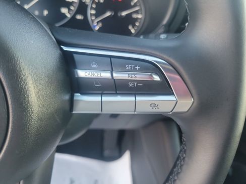 Used 2023 MAZDA MAZDA3 s image 29