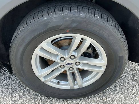 Used 2023 Ford Explorer XLT w/ Equipment Group 202A RWD image 24