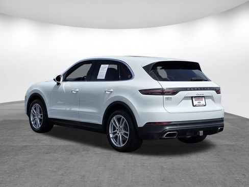 Used 2021 Porsche Cayenne AWD/4WD image 6