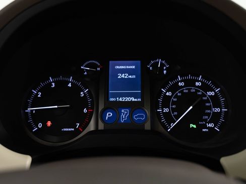 Used 2013 Lexus GX 460 w/ Comfort Plus Pkg AWD/4WD image 32