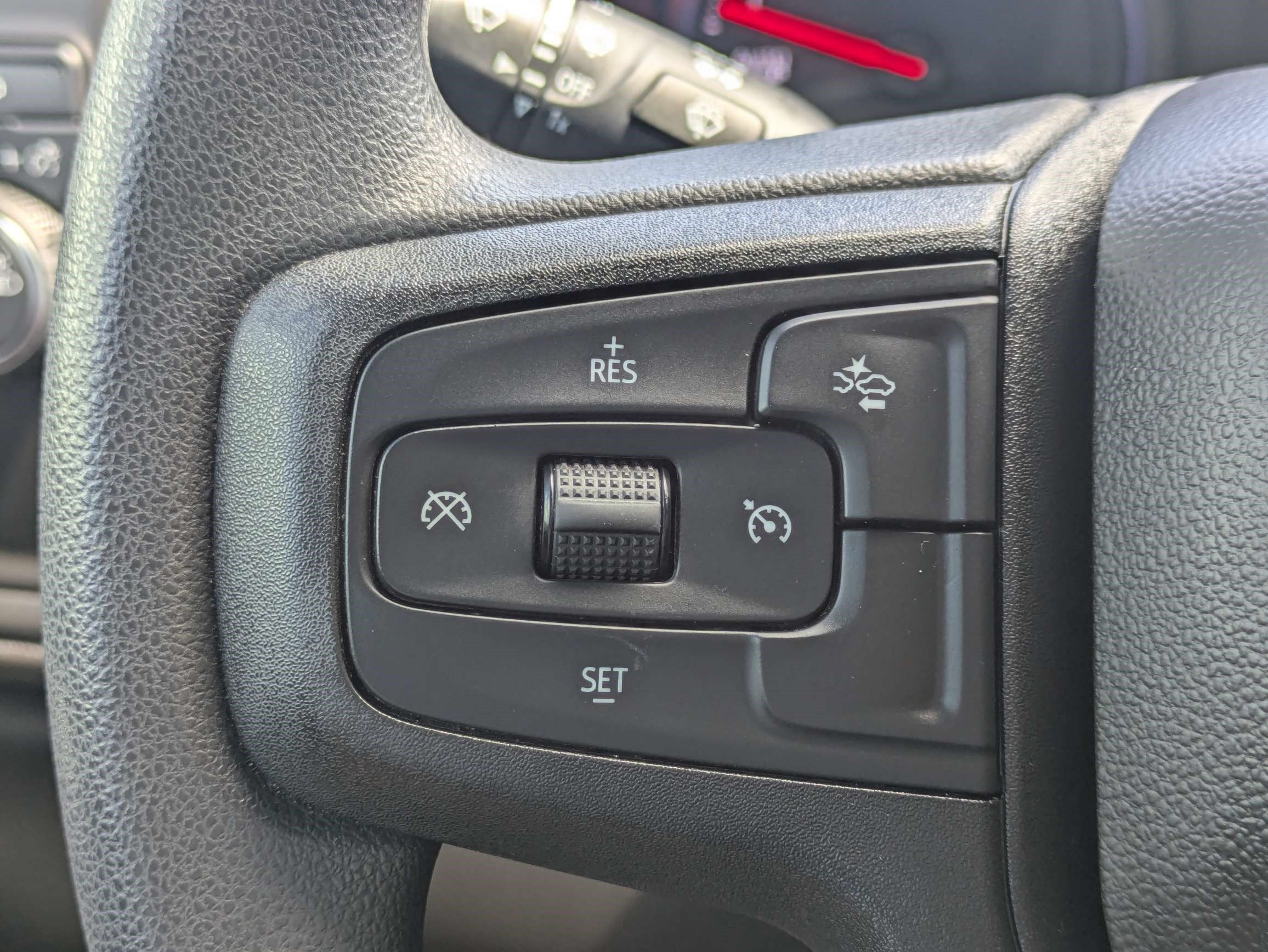 Used 2022 Chevrolet Silverado 1500 Custom RWD image 21
