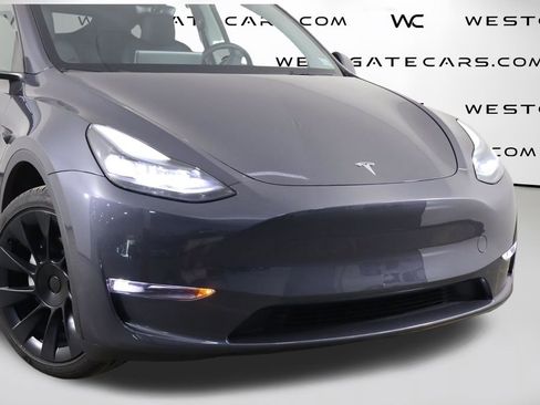 Used 2023 Tesla Model Y 2WD image 51