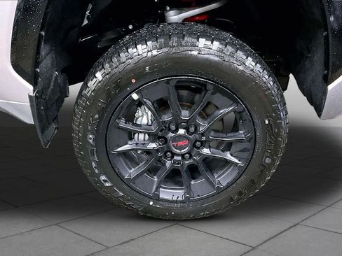 New 2026 Toyota Tundra Platinum AWD/4WD image 12