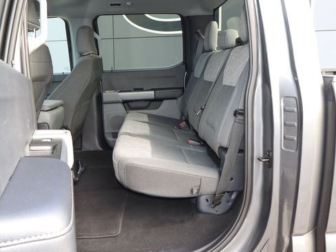 Used 2024 Ford F250 XLT AWD/4WD image 8