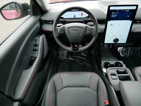 Used 2025 Ford Mustang Mach-E Premium w/ Sport Appearance Package AWD/4WD image 13