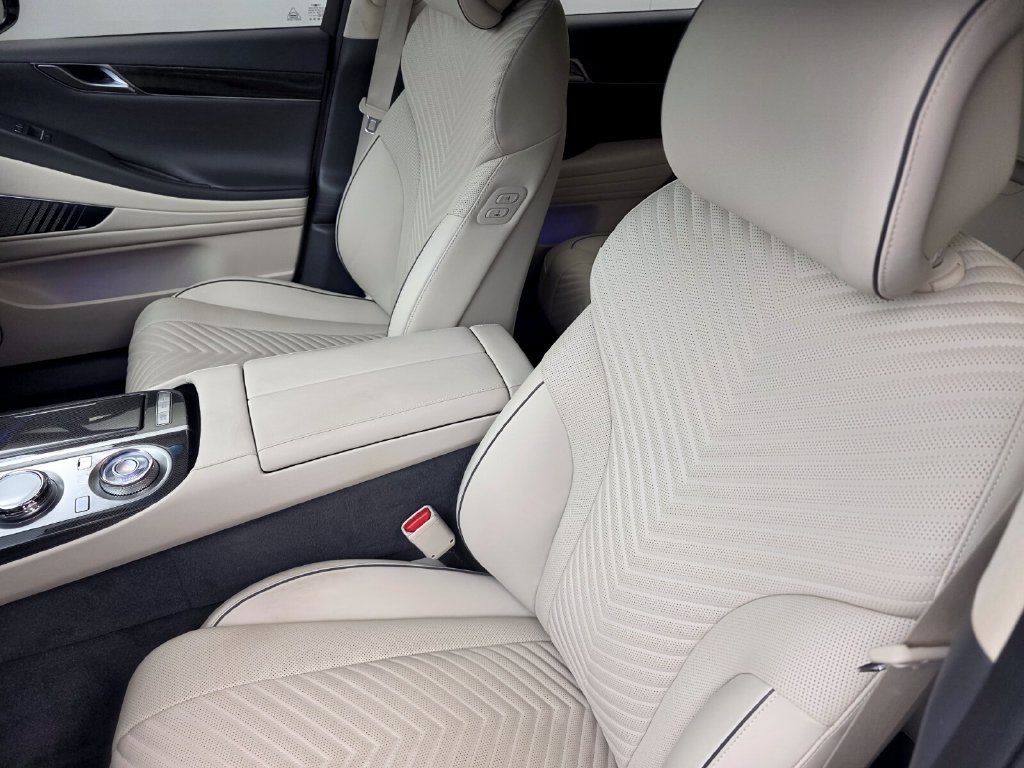 Used 2024 Genesis G80 3.5T Sport AWD/4WD image 11