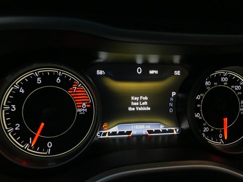 Used 2018 Jeep Cherokee Trailhawk w/ Quick Order Package 27L image 17