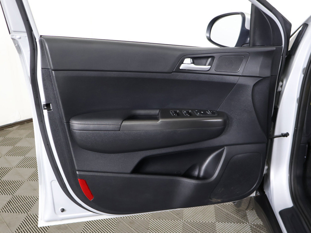 Used 2021 Kia Sportage LX FWD image 19