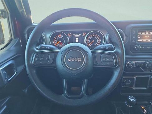 Used 2021 Jeep Gladiator Sport image 20