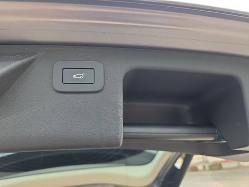 Used 2025 Land Rover Discovery Sport S AWD/4WD image 16