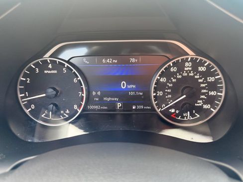 Used 2020 Nissan Murano SV FWD image 23