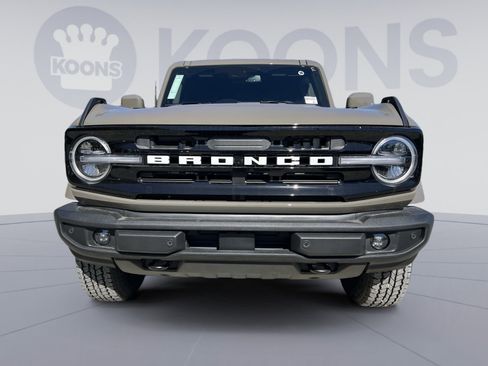New 2025 Ford Bronco Outer Banks image 11