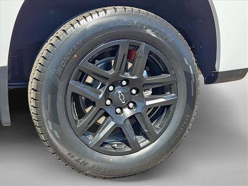 Certified 2024 Chevrolet Silverado 1500 RST w/ Convenience Package II AWD/4WD image 30