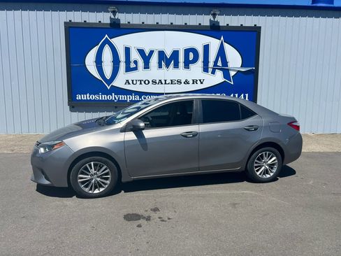 Used 2014 Toyota Corolla LE FWD image 1