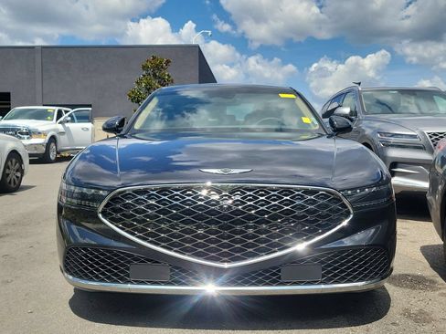 Used 2024 Genesis G90 3.5T AWD/4WD image 4