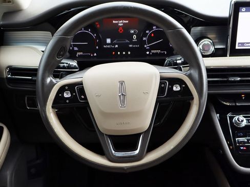 Used 2020 Lincoln Corsair FWD image 13