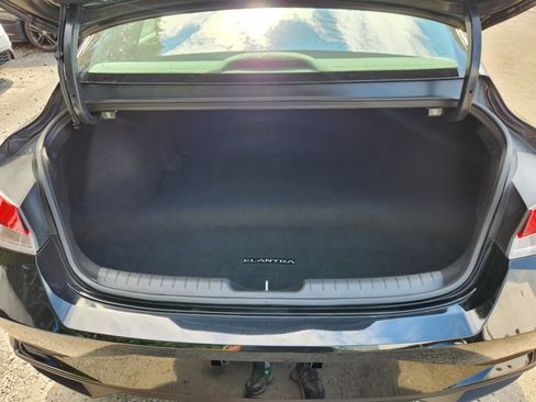 Certified 2023 Hyundai Elantra SEL w/ Convenience Package FWD image 19
