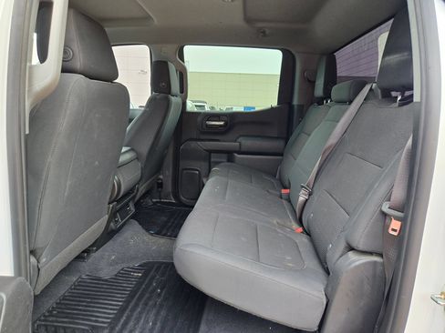 Used 2020 Chevrolet Silverado 1500 Custom w/ Custom Value Package RWD image 14