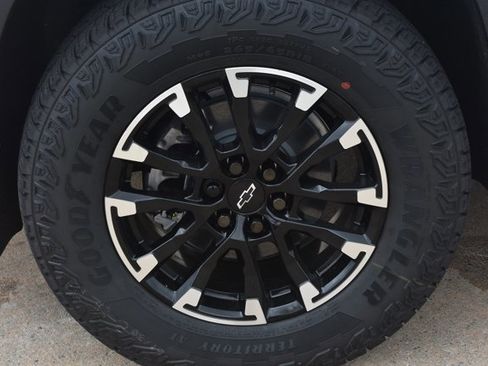 New 2026 Chevrolet Traverse Z71 image 11