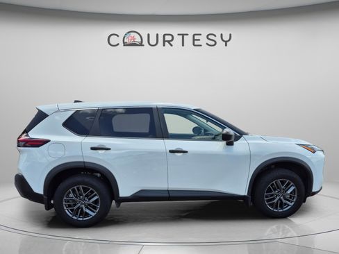Certified 2023 Nissan Rogue S FWD image 8