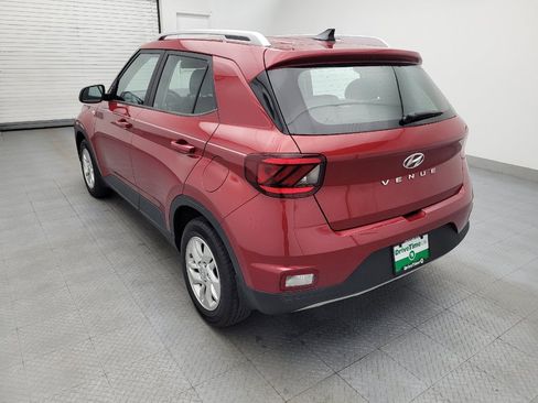 Used 2020 Hyundai Venue SEL FWD image 5
