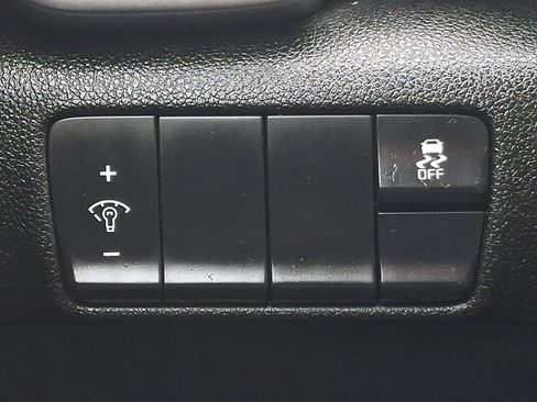 Used 2018 Kia Sportage LX image 25