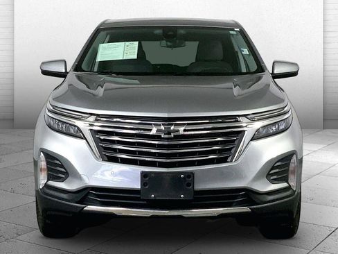 Used 2023 Chevrolet Equinox LT AWD/4WD image 2