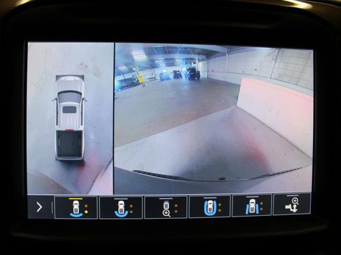 Used 2019 Chevrolet Silverado 1500 High Country w/ High Country Premium Package image 19