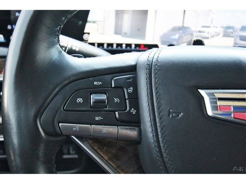Used 2021 Cadillac Escalade ESV Sport Platinum w/ Heavy-Duty Trailer Package AWD/4WD image 16