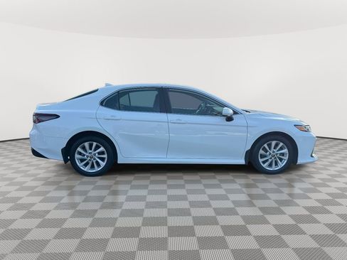 Used 2023 Toyota Camry LE image 8