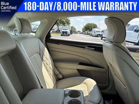 Used 2018 Ford Fusion Platinum FWD image 17