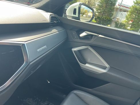 Used 2021 Audi Q3 2.0T Premium Plus w/ Premium Plus Package image 57