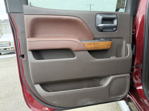 Used 2016 Chevrolet Silverado 1500 High Country w/ High Country Premium Package image 29