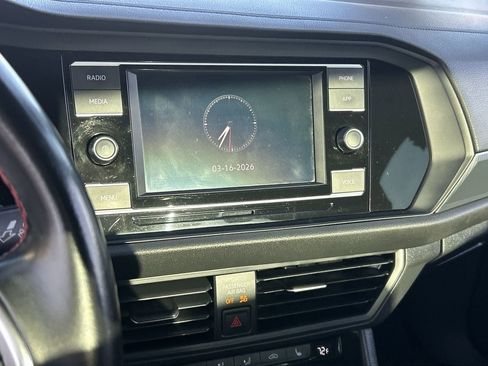 Used 2021 Volkswagen Jetta GLI image 22