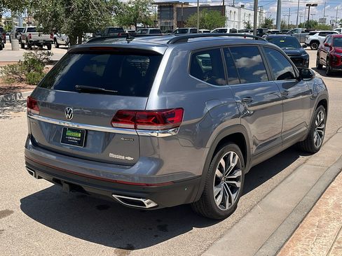 Used 2023 Volkswagen Atlas SE AWD/4WD image 8