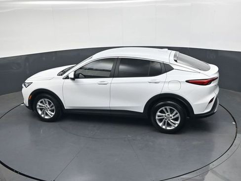 Used 2025 Buick Envista Preferred image 20