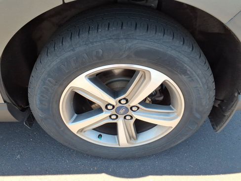 Used 2019 Ford Edge SEL w/ Equipment Group 201A AWD/4WD image 21