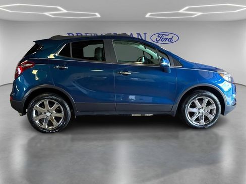 Used 2019 Buick Encore Essence w/ Experience Buick Package AWD/4WD image 5