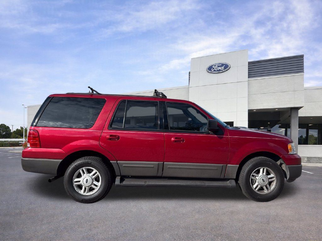 Used 2004 Ford Expedition XLT AWD/4WD image 8