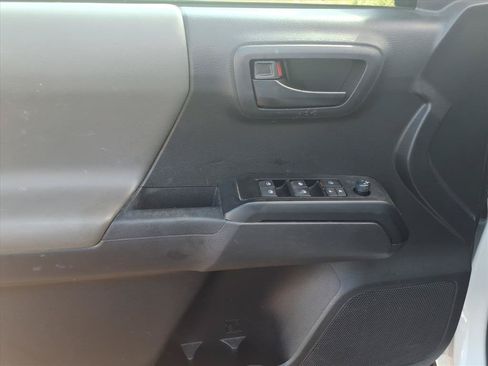 Used 2023 Toyota Tacoma SR AWD/4WD image 14