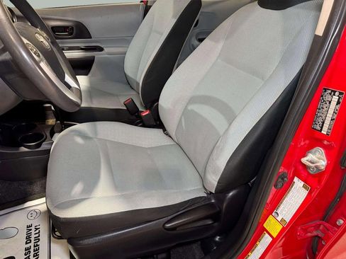 Used 2014 Toyota Prius C One image 21